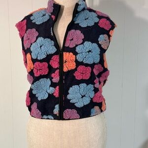 NWT Floral Vest with fuzzy flowers!